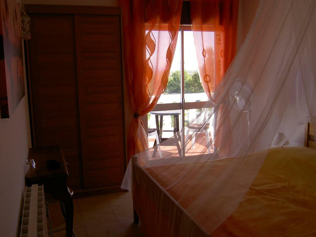 Quartos Com Boas Vistas Ribeira da Gafa Exterior foto